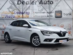Alb Utilizat 2021 Renault Mégane IV Life Hatchback | 11.490 EUR (Preț OK)