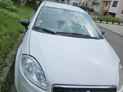 Utilizat 2009 Fiat Linea Berlinǎ | 1.950 EUR