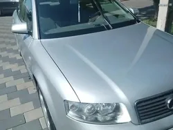 Argintiu Utilizat 2001 Audi A4 Berlinǎ | 2.400 EUR