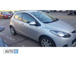 Argintiu Utilizat 2008 Mazda 2 Hatchback | 3.900 EUR (Puțin scump)