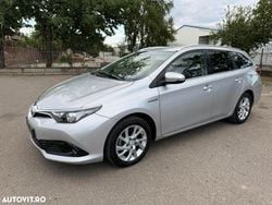 Culoaregri Utilizat 2017 Toyota Auris Hybrid Sol Break | 9.990 EUR (Preț bun)