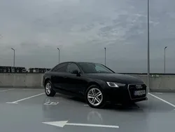 Negru Utilizat 2016 Audi A4 Berlinǎ | 12.500 EUR (Super Preț)