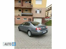 Gri Utilizat 2006 VW Passat Berlinǎ | 3.900 EUR (Preț OK)