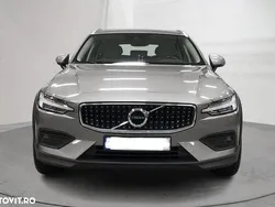 Culoaregri Utilizat 2021 Volvo V60 CC Pro Break | 29.800 EUR