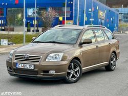 Culoaremaro Utilizat 2004 Toyota Avensis Executive Berlinǎ | 2.799 EUR (Puțin scump)