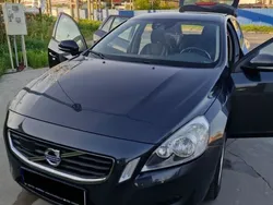 Gri Utilizat 2011 Volvo V60 Standard Break | 8.200 EUR