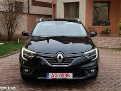 Culoarenegru Utilizat 2017 Renault Mégane GrandTour Bose Edition Break | 9.499 EUR (Preț OK)