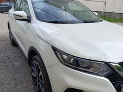 Alb Utilizat 2017 Nissan Qashqai SUV | 15.100 EUR (Preț OK)