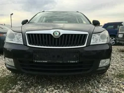 Negru Utilizat 2010 Skoda Octavia Elegance Break | 5.700 EUR (Preț OK)