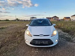 Utilizat 2010 Ford Fiesta Hatchback | 2.350 EUR (Preț bun)