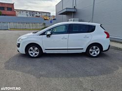 Culoarealb Utilizat 2013 Peugeot 3008 Hatchback | 5.250 EUR (Preț bun)