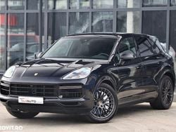 Culoarealbastru Utilizat 2019 Porsche Cayenne Turbo SUV | 61.999 EUR (Scump)