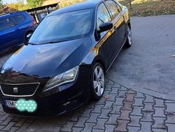 Culoarenegru Utilizat 2013 Seat Toledo Ecomotive Hatchback | 6.500 EUR (Scump)