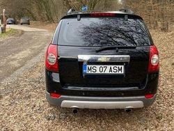 Culoarenegru Utilizat 2008 Chevrolet Captiva SUV | 4.750 EUR (Puțin scump)