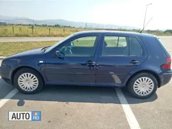 Albastru Utilizat 2002 VW Golf IV Hatchback | 1.690 EUR (Puțin scump)