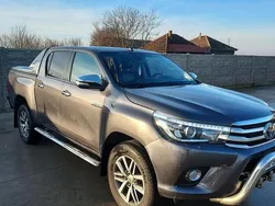 Gri Utilizat 2017 Toyota HiLux Pickup | 25.000 EUR