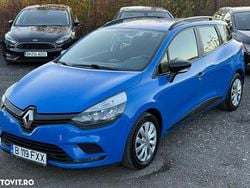 Culoarealbastru Utilizat 2019 Renault Clio GrandTour Life Break | 5.781 EUR (Preț bun)