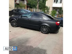 Negru Utilizat 2004 Audi A4 | 3.200 EUR