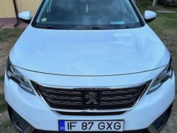Culoarealb Utilizat 2018 Peugeot 5008 Active Monovolum | 13.700 EUR