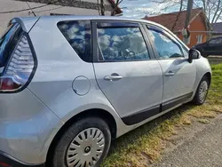 Utilizat 2012 Renault Scénic III Monovolum | 4.000 EUR