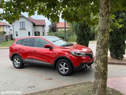 Culoarerosu Utilizat 2016 Renault Kadjar Collection SUV | 11.200 EUR (Preț OK)