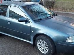 Gri Utilizat 2004 Skoda Octavia Berlinǎ | 1.000 EUR (Preț bun)
