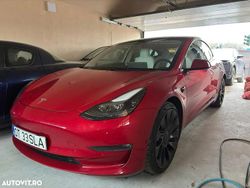 Culoarerosu Utilizat 2022 Tesla Model 3 Performance Berlinǎ | 36.900 EUR (Scump)