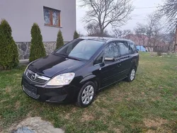 Negru Utilizat 2010 Opel Zafira Monovolum | 2.300 EUR (Preț bun)