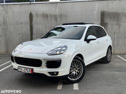 Culoarealb Utilizat 2016 Porsche Cayenne Platinum Edition SUV | 30.000 EUR (Preț OK)