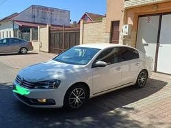 Utilizat 2013 VW Passat Berlinǎ | 6.790 EUR (Preț OK)
