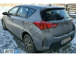 Bej Utilizat 2015 Toyota Auris Hatchback | 9.500 EUR