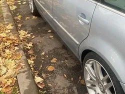Gri Utilizat 2001 VW Passat Break | 2.400 EUR (Puțin scump)