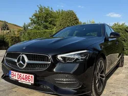 Culoarenegru Utilizat 2024 Mercedes C220 Avantgarde Berlinǎ | 40.990 EUR (Preț OK)