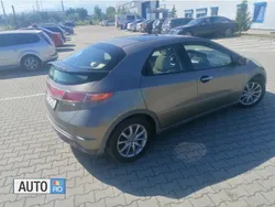 Auriu Utilizat 2007 Honda Civic Hatchback | 4.099 EUR (Preț OK)