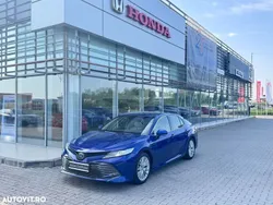 Albastru Utilizat 2020 Toyota Camry Berlinǎ | 28.900 EUR