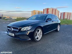 Culoarenegru Utilizat 2018 Mercedes E220 AMG line Break | 17.900 EUR (Super Preț)