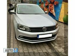 Gri Utilizat 2015 VW Jetta Berlinǎ | 10.300 EUR (Puțin scump)