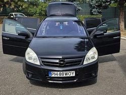 Culoarenegru Utilizat 2008 Opel Signum Cosmo Break | 2.450 EUR