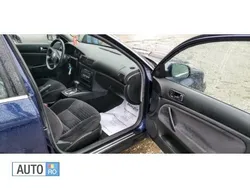 Albastru Utilizat 2003 VW Passat Break | 2.499 EUR (Preț OK)