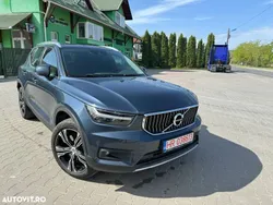 Albastru Utilizat 2020 Volvo XC40 Momentum SUV | 27.999 EUR (Super Preț)