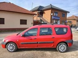 Rosu Utilizat 2007 Dacia Logan MCV Break | 1.190 EUR (Preț bun)