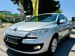 Gri Utilizat 2012 Renault Mégane III Hatchback | 4.990 EUR (Preț OK)
