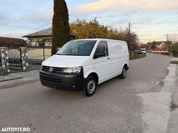 Culoarealb Utilizat 2015 VW Transporter Van | 8.190 EUR