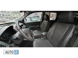 Argintiu Utilizat 2007 Hyundai Tucson SUV | 7.300 EUR (Puțin scump)