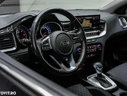 Negru Utilizat 2021 Kia Ceed 4 Break | 13.400 EUR (Preț OK)
