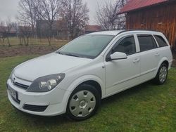Alb Utilizat 2005 Opel Astra Break | 2.750 EUR (Puțin scump)
