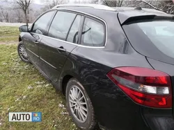 Negru Utilizat 2011 Renault Laguna III Break | 4.390 EUR (Puțin scump)