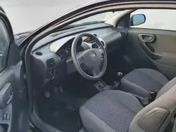 Negru Utilizat 2002 Opel Corsa Hatchback | 980 EUR (Super Preț)