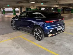 Culoarealbastru Utilizat 2022 Renault Mégane Iconic SUV | 27.000 EUR