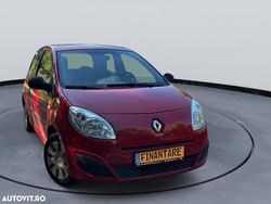 Culoarerosu Utilizat 2010 Renault Twingo Expression Hatchback | 1.950 EUR